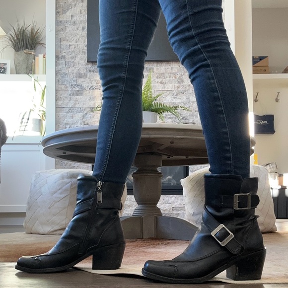 Milwaukee | Motorcycle Booties 🖤 🏍️ - Picture 2 of 13